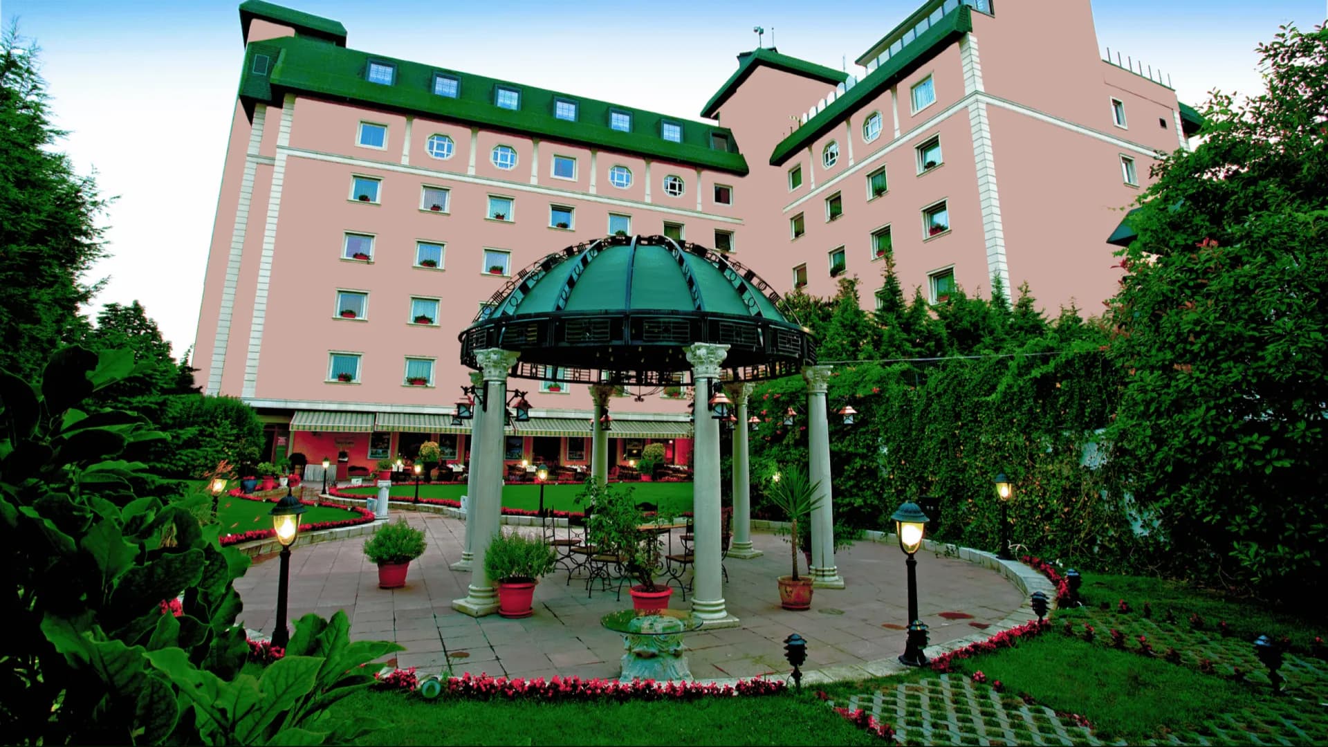 The Green Park Hotel Merter